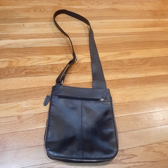 Radley London Zip Around OS Black Med Radley London - Picture 2 of 4